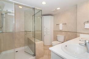 The Colonial Club, Oceanfront Condos