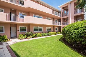 The Colonial Club, Oceanfront Condos
