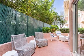 The Colonial Club, Oceanfront Condos