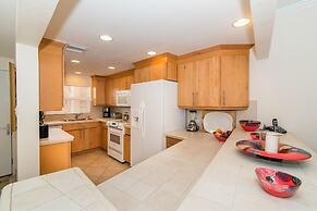 The Colonial Club, Oceanfront Condos