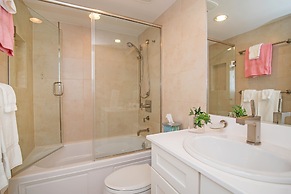 The Colonial Club, Oceanfront Condos