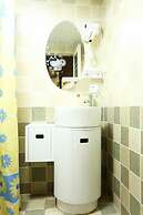 Wutongli Youth Hostel