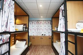 Wutongli Youth Hostel