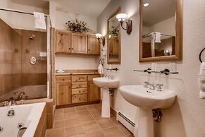 Ski Tip Townhomes 8713