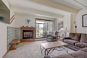 Wheeler House Spacious East Village Condo, Easy Walk to Super Bee - WH