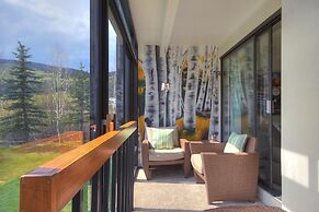 Wheeler House Spacious East Village Condo, Easy Walk to Super Bee - WH