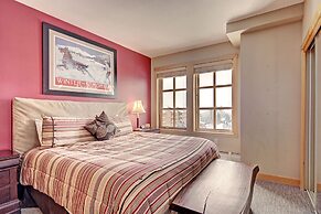 Luxury Remodeled Passage Point Condo - Short Walk to Lifts - Heart of 