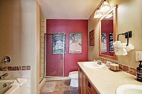 Luxury Remodeled Passage Point Condo - Short Walk to Lifts - Heart of 