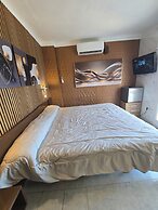Hotel Ampuria Inn