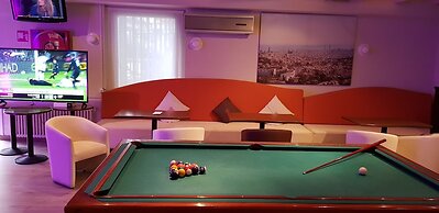 Hotel Ampuria Inn
