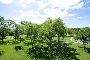 Urban Bungalow WW C301 2 Bedroom Condo by RedAwning