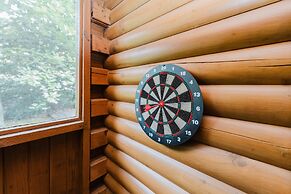 Always Christmas 2 Bedroom Cabin by RedAwning