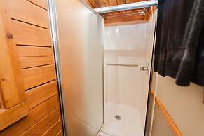 Always Christmas 2 Bedroom Cabin by RedAwning