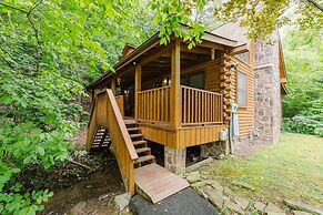 Always Christmas 2 Bedroom Cabin by RedAwning