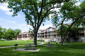 River Relaxation Ww A302 2 Bedroom Condo by RedAwning