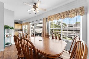 Green Mountain Grand 4 Bedroom Condo by RedAwning