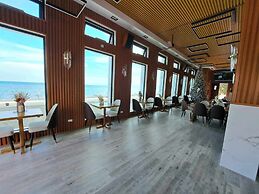 Cave Beach Resort Boutique Luxury Accomodation