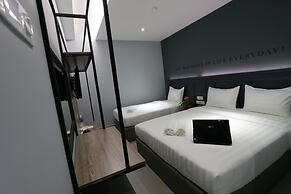 Hotel 99 - Sri Petaling
