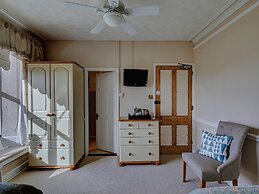 Bosavern House
