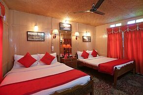 Manila Groups of Houseboats