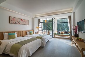CTN LiRiver Boutique Hotel