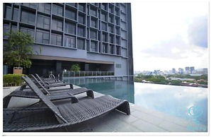 Expressionz Professional Suites by MyKey