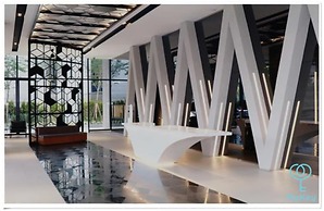 Expressionz Professional Suites by MyKey