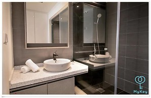 Expressionz Professional Suites by MyKey