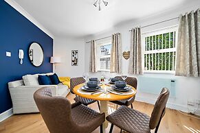 Stay In Cardiff Canton St. John's Court Apartment