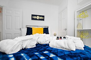 Stay In Cardiff Canton St. John's Court Apartment