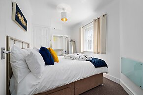 Stay In Cardiff Canton St. John's Court Apartment