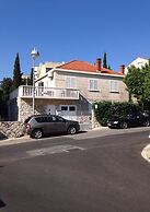 Aida Apartments and Rooms