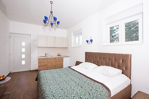 Aida Apartments and Rooms