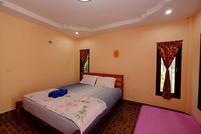 Bulan Bungalow Lanta