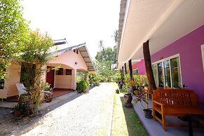 Bulan Bungalow Lanta