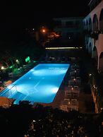 Altinyaz Hotel