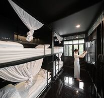 Kloem Hostel - Adults Only