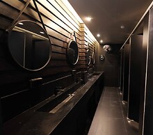 Kloem Hostel - Adults Only