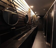 Kloem Hostel - Adults Only