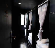 Kloem Hostel - Adults Only