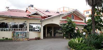 Cool Rivers Hotel