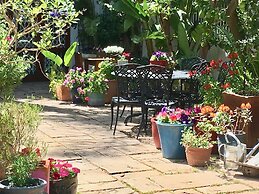 Ocean Golf Guest House