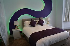 LG Thai Derm Spa & Guesthouse