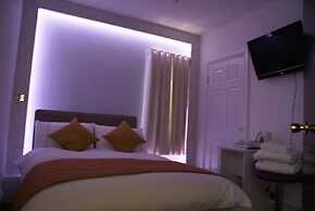LG Thai Derm Spa & Guesthouse