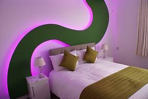 LG Thai Derm Spa & Guesthouse