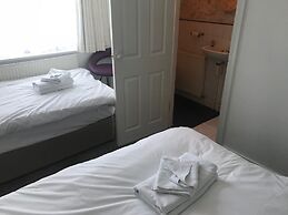 LG Thai Derm Spa & Guesthouse