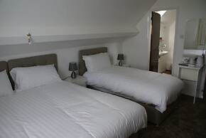 LG Thai Derm Spa & Guesthouse