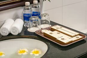 A25 Hotel - 705 Lac Long Quan