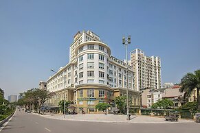 A25 Premium Hotel - 705 Lac Long Quan