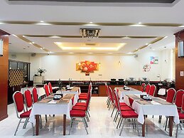 A25 Hotel - 705 Lac Long Quan